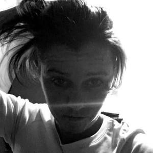 Meet your Posher, Ashten